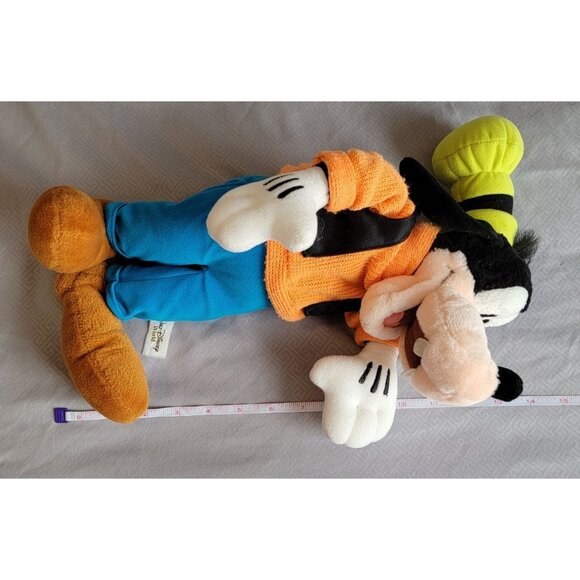 Walt Disney World Goofy 14 in Plush Mickey Mouse and Friends Dog Stuffed Animal - Picture 5 of 5